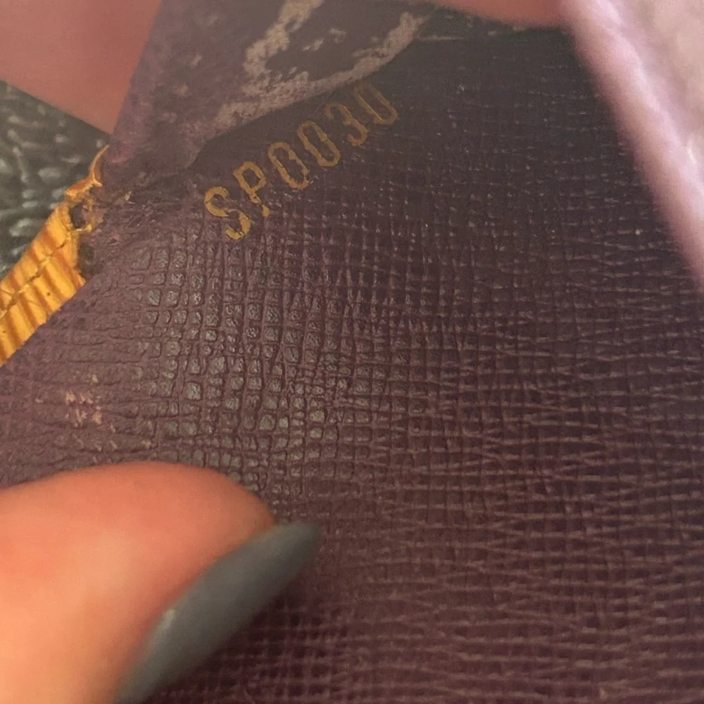 Louis Vuitton Yellow EPI Leather Elise Compact Wallet SP0030
